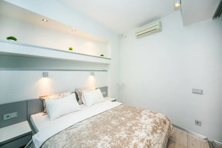 V Samom Tsentre Goroda Apartment