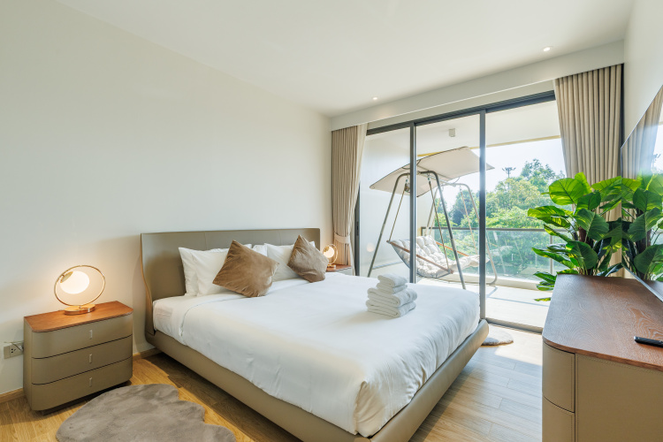 Luxurious 3bd near beachside Apartments