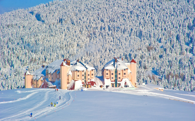 Hotel Monte BaiaOver view