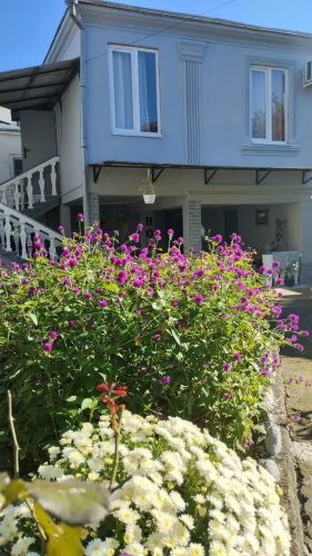Dacha u Morya Guest House
