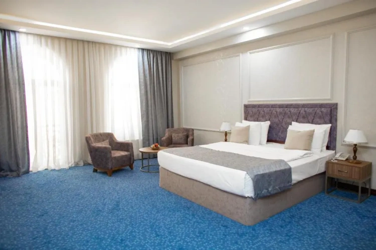 Comfort room