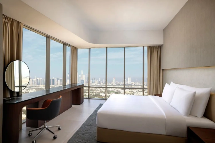 1 Bedroom Club Double Suite with skyline view