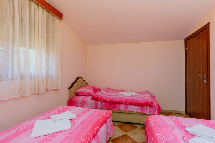 1 Bedroom Apartment with balcony and with view