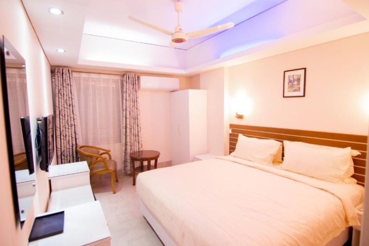 Deluxe Double Premium room with city view