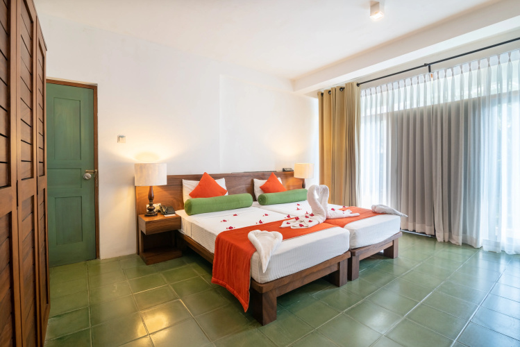 Fresco Water Villa Hotel