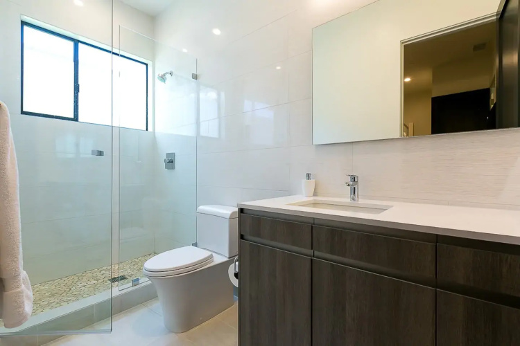 Ulux Realestate.co Apartments