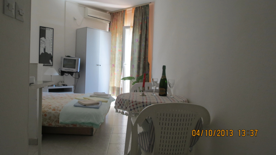 Lazarevic 1/2 studio Apartments