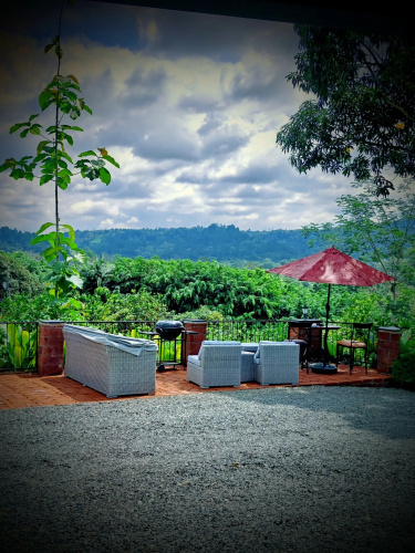 The River House Hotel