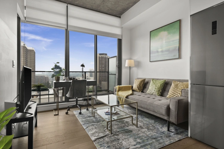 2 Bedrooms Apartment with balcony and with city view