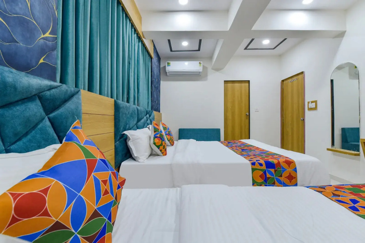 Green Tree Hotel