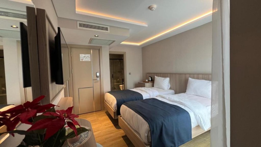 Superior Twin room with balcony