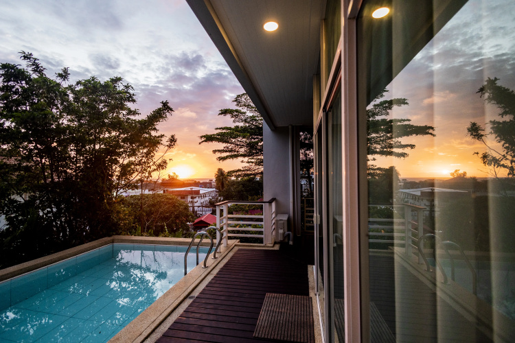 Karon Beach Residence Phuket Apartment hotel