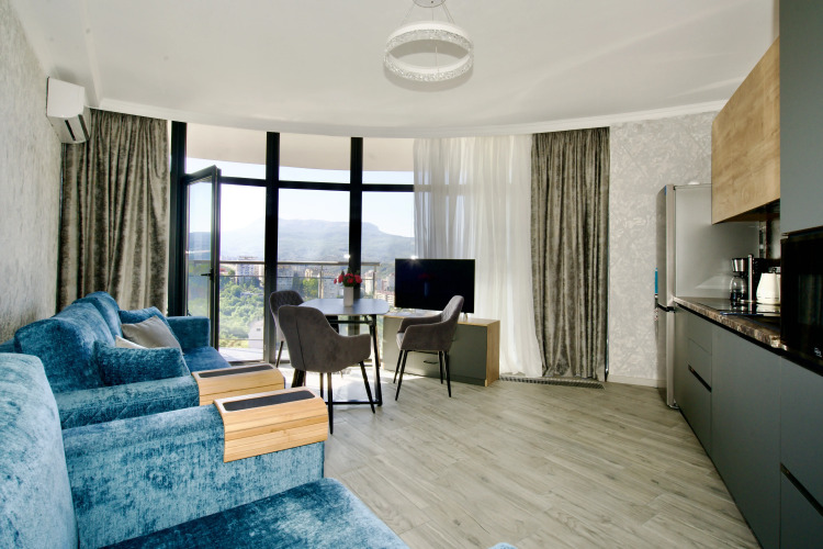 Фотография номера квартиры Апартаменты с отдельной спальней LS-Flower Tea с видом на горы и море 15 этаж