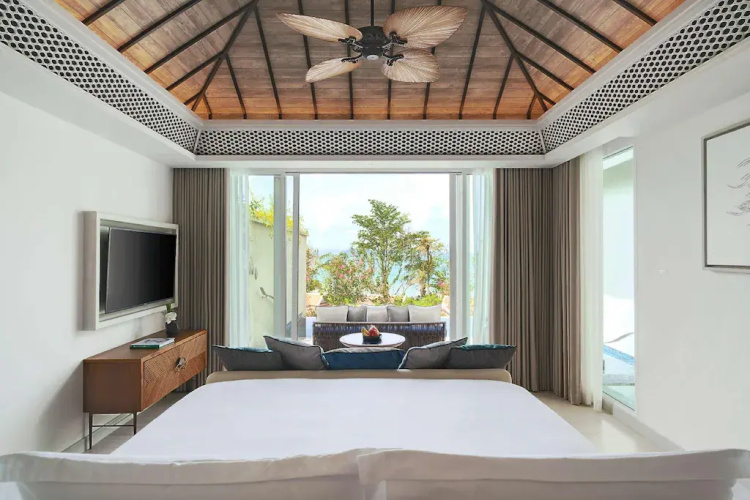 Partial Ocean Double Pool Suite with balcony