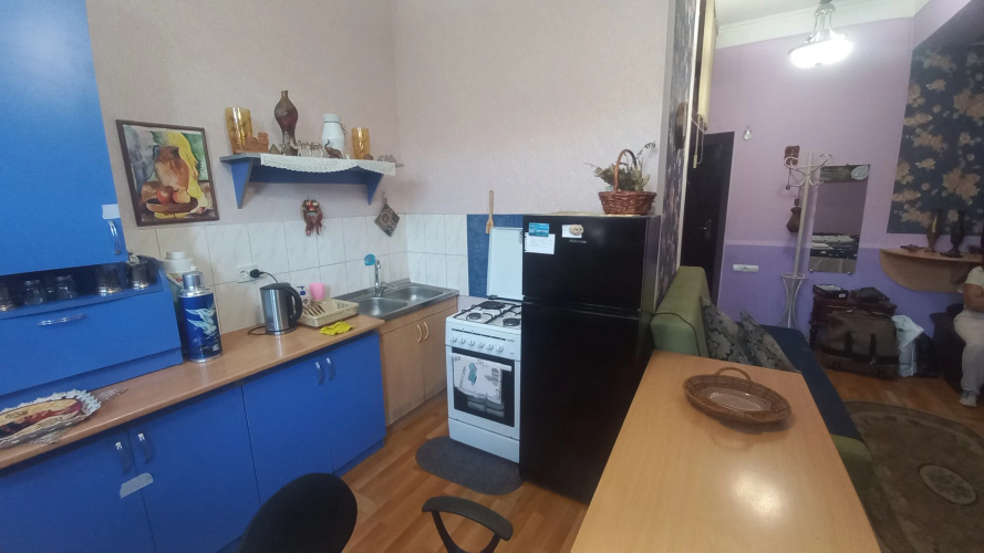 Cozy Studio next to Metro Flat
