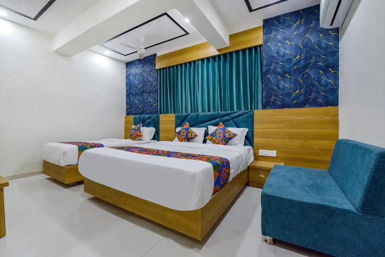 Green Tree Hotel