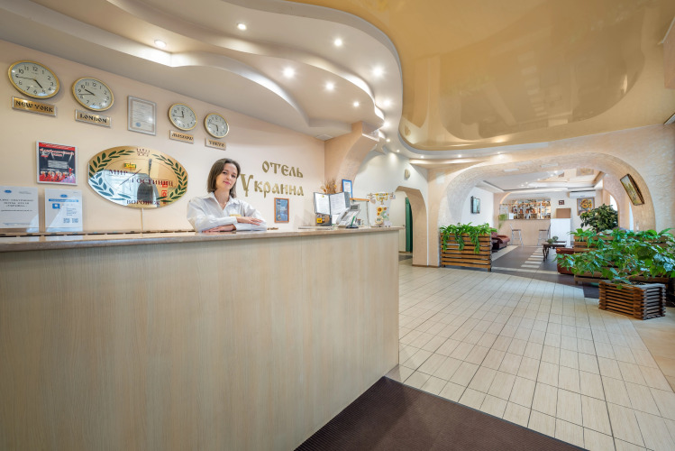 Отель Украина