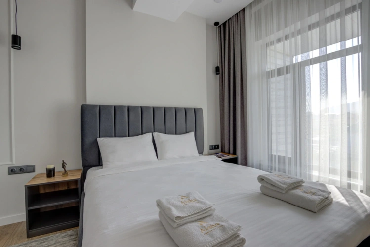 Standard Double room with city view