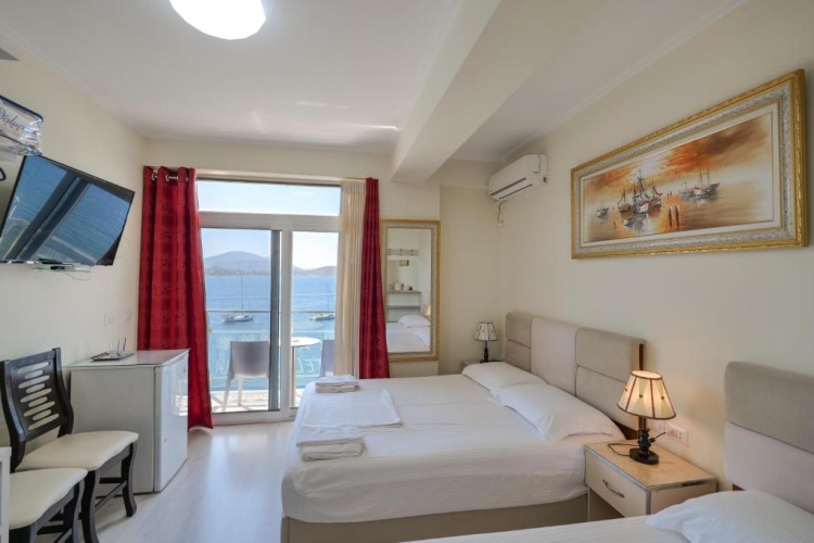 Standard Double room with balcony and with mountain view