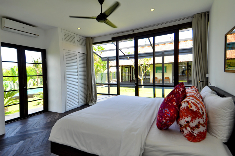 Majestic Villa