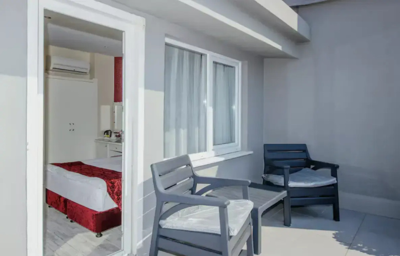 Superior Double room with balcony and with sea view