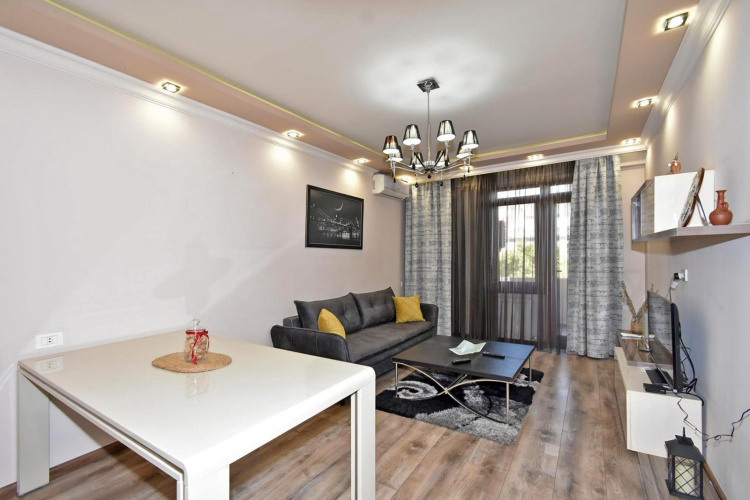 2-K. na Pr. Mashtotsa, Ma717 Flat