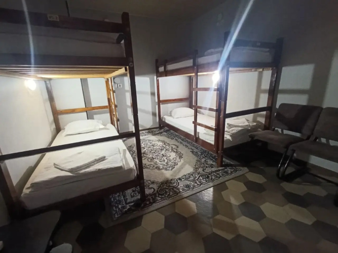 Caravan Hostel