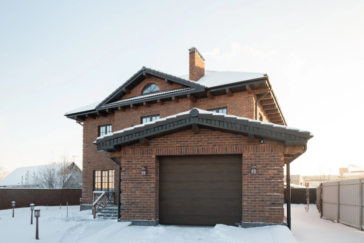 Фотография номера Коттеджа Частный дом Особняк возле Набережной и Моста Влюбленных