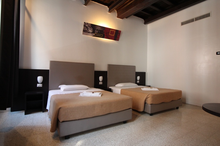 Premium Quadruple room with view
