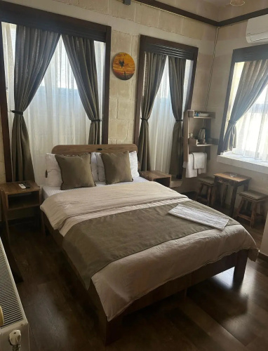 Ezel Hanim Konagi Hostel