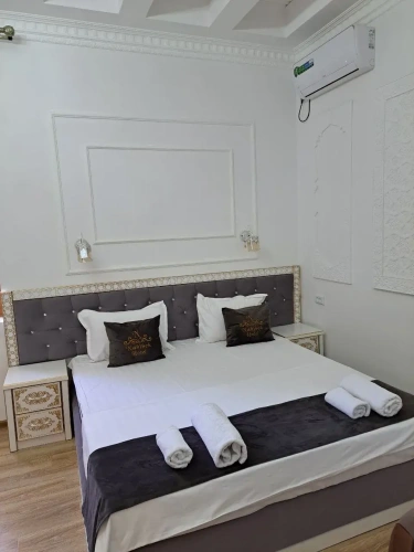 Standard Double room with view