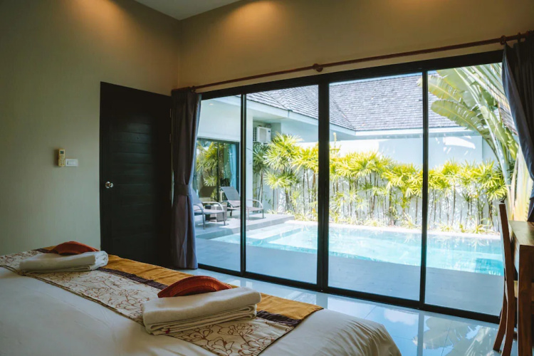 1 Bedroom Standard Villa with balcony and with pool view