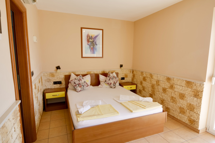 Standard Double room with balcony and with view
