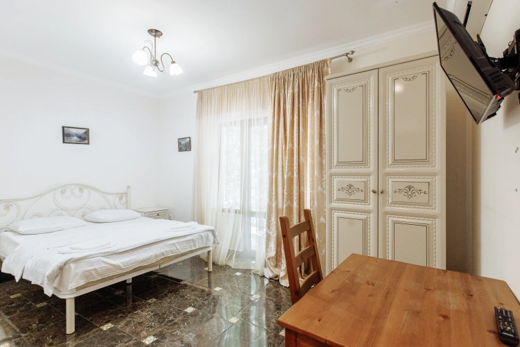 Suite with balcony