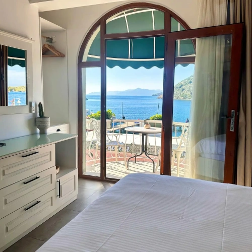 Standard Double room with balcony and with sea view