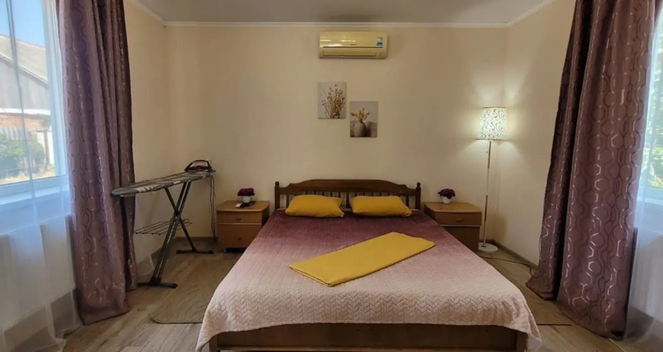 Фотография номера Коттеджа Частный дом Уютный домик с участком