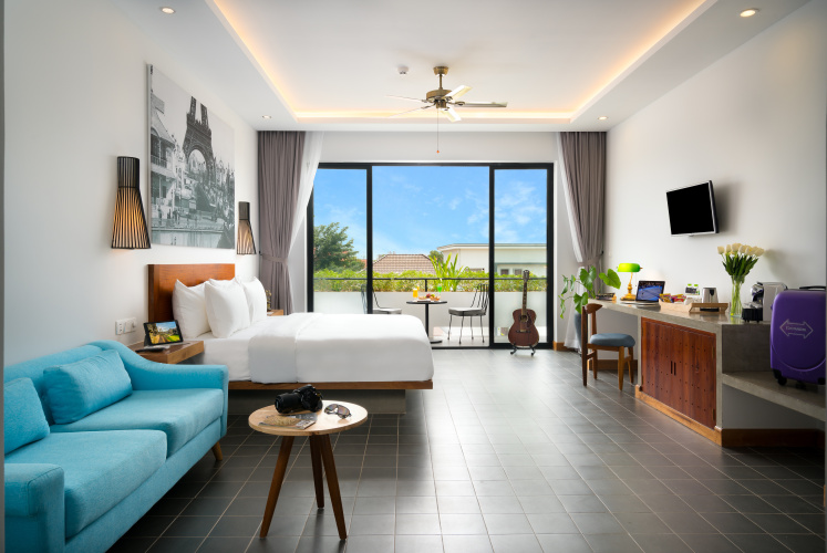 Standard Double room with balcony and with view