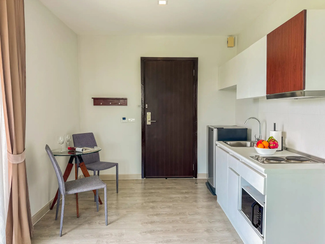 Amazing View 1 Bdr Royal Lee Nayang Flat