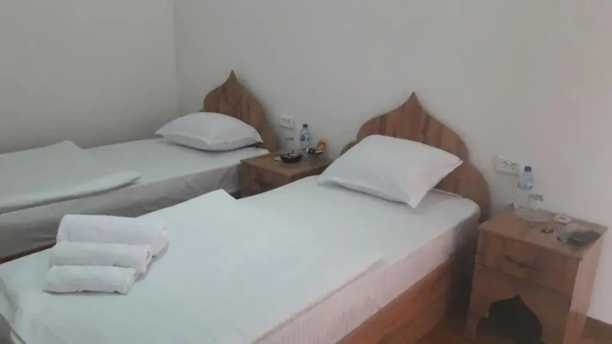 Naqshband Hotel