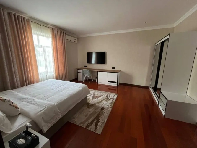 Deluxe Double room with city view