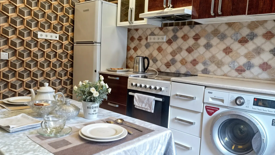 Uyut Apartments