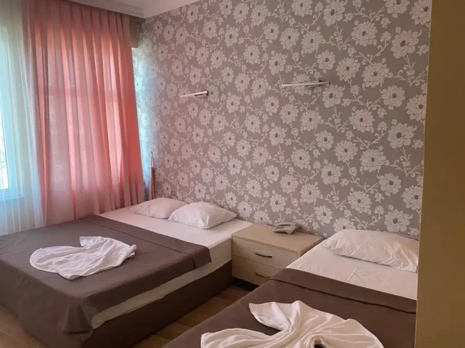 Standard Twin room with balcony