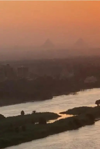 Luxury Nile View 23F Sleeps 5 Apartments