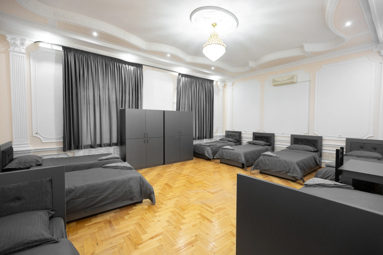New Friends Mini-Hotel