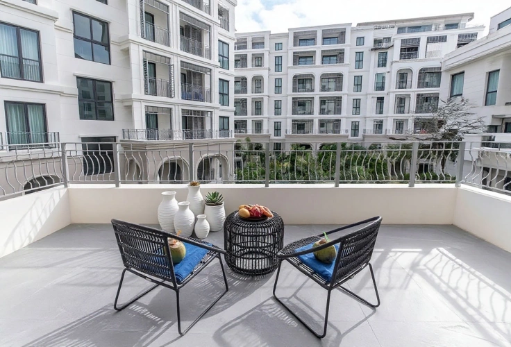 2 Bedrooms Apartment with pool view