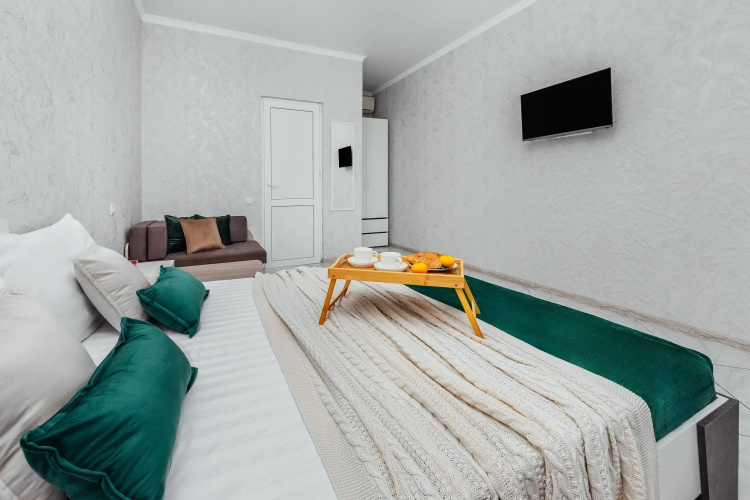 Bronau Elina Mini-hotel