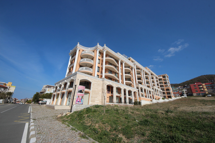 Admiral-Menada Apart-hotel