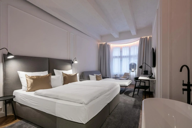 Deluxe with Extra Bed Double room