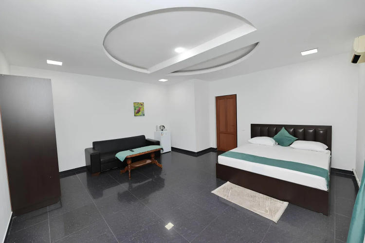 New Continental Hotel