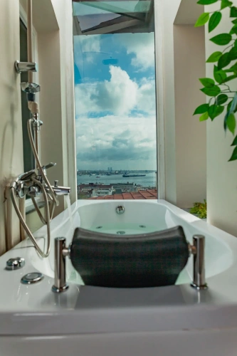 1 Bedroom Apartment with balcony